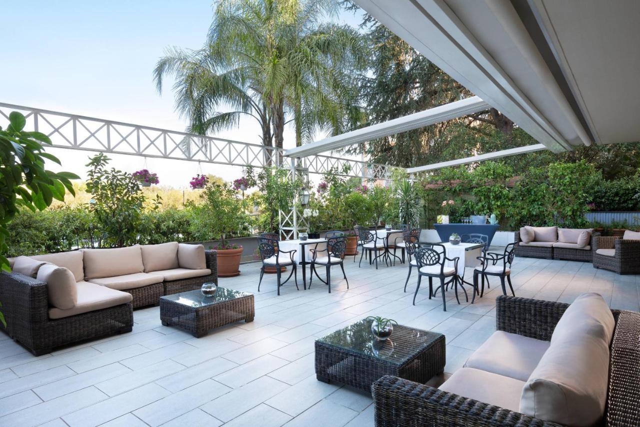 Courtyard By Marriott Rome Central Park Екстериор снимка